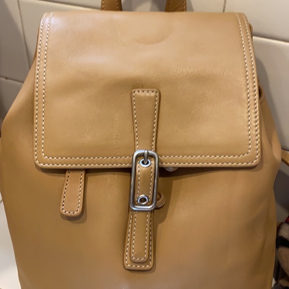 Coach F3W 9858 Legacy Leather Drawstring Backpack - Picture 4 of 12